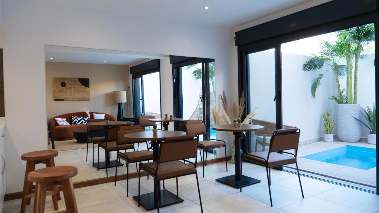 Maison Le Patio Jacuzzi Saint-Denis Exterior photo